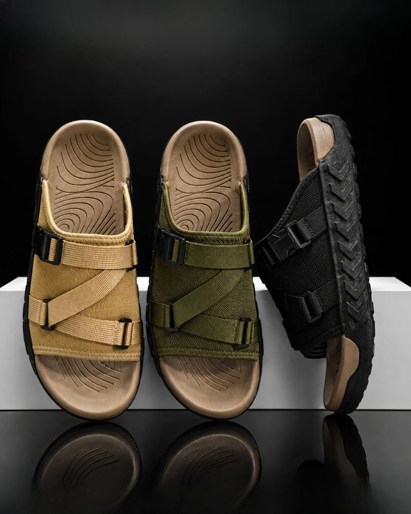 Cortina Buckle Slides