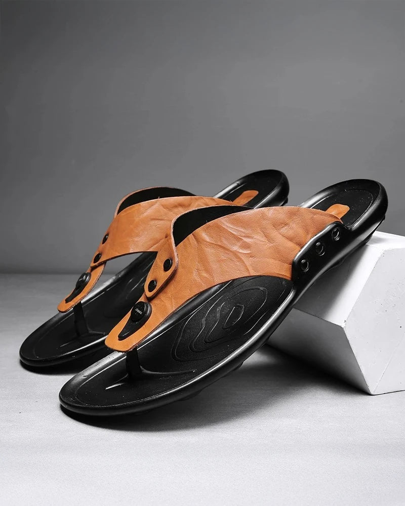 CAVETTA LEATHER SLIDES